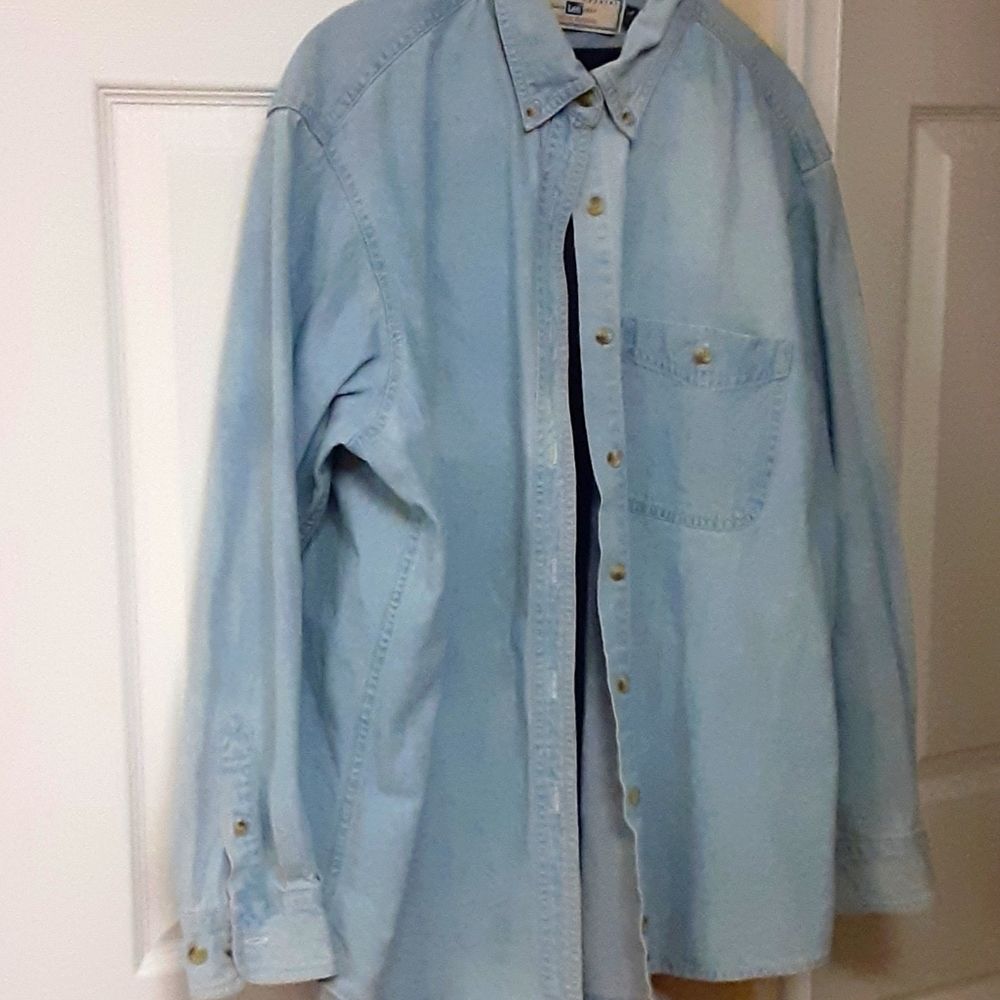 Women Lee long sleeve denim shirt large